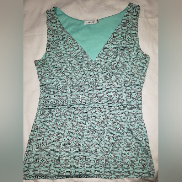 Ricki's Size Medium Rouched V-Neck Sleeveless Shirt - Picture 3 of 3